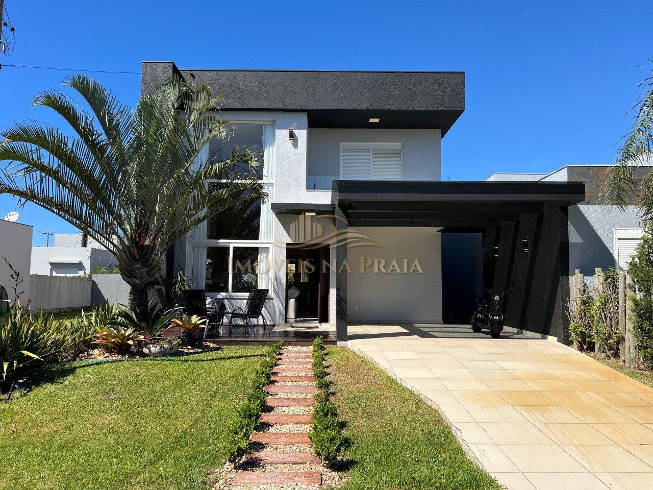 Foto 6 — Sobrado 4 suítes, mobiliado, meio quadra.