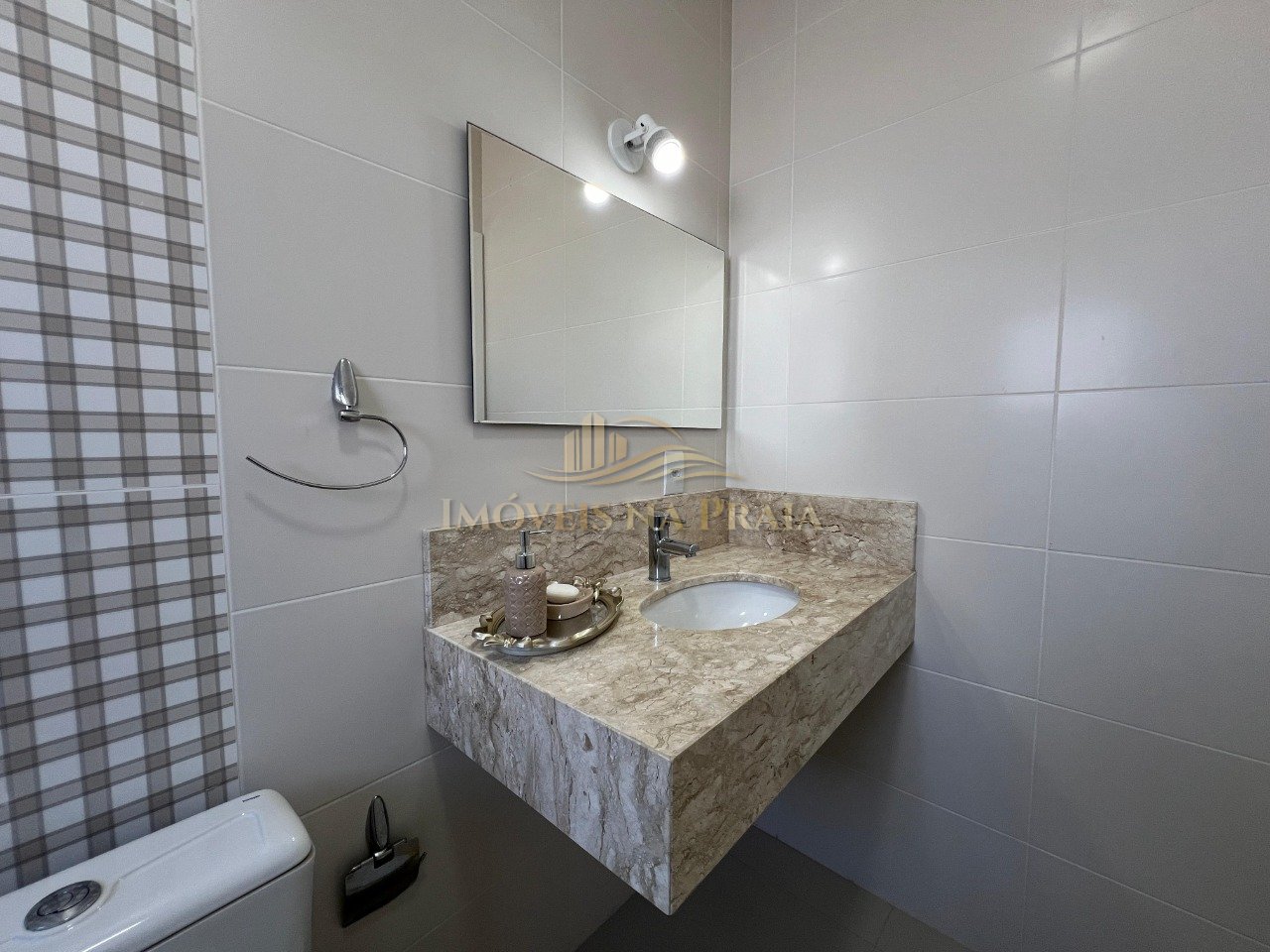 Foto 20 — Sobrado 4 suítes, mobiliado, meio quadra.