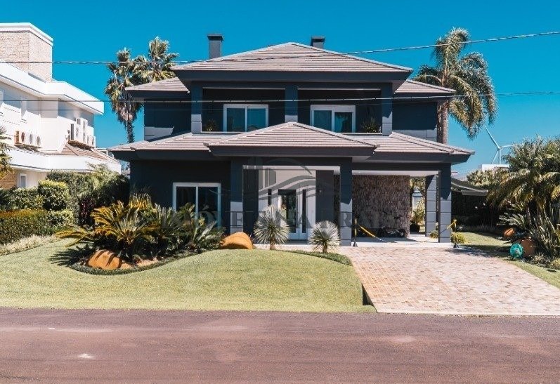 Casa em Condomínio 4 Dormitório(s) Bairro Bosques