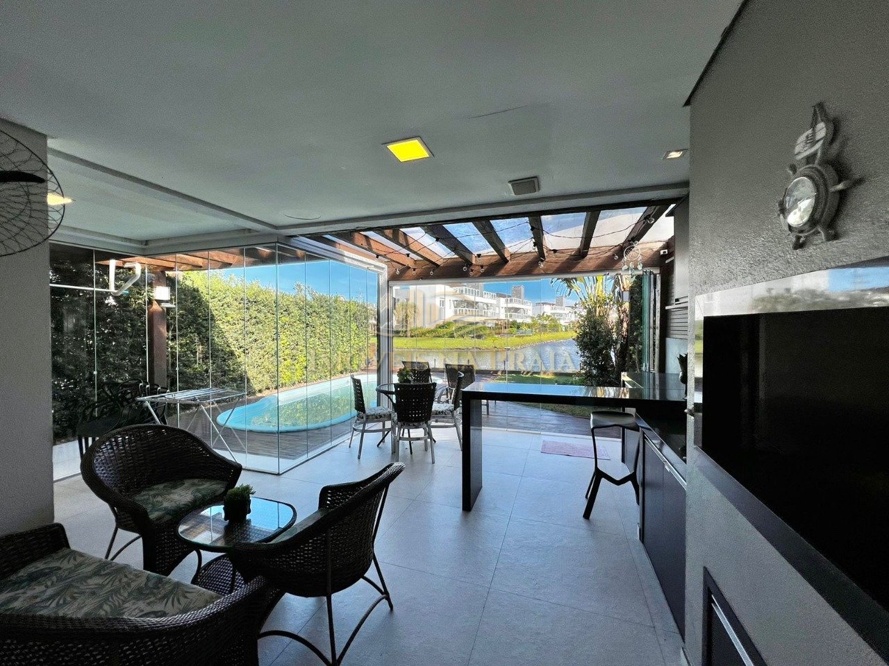 Foto 10 — Casa em Condomínio 4 dormitórios no bairro Rossi Atlântida