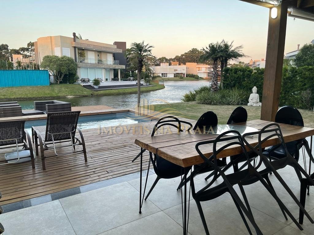 Foto 14 — Casa em Condomínio 4 dormitórios no bairro Malibu Beach Residence