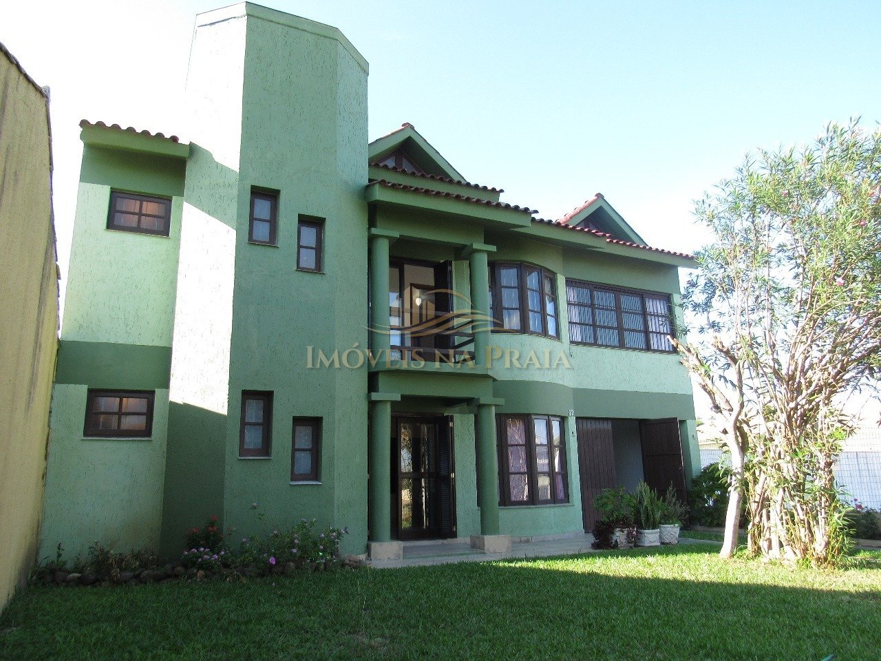 Casa 4 dormitórios no bairro Centro