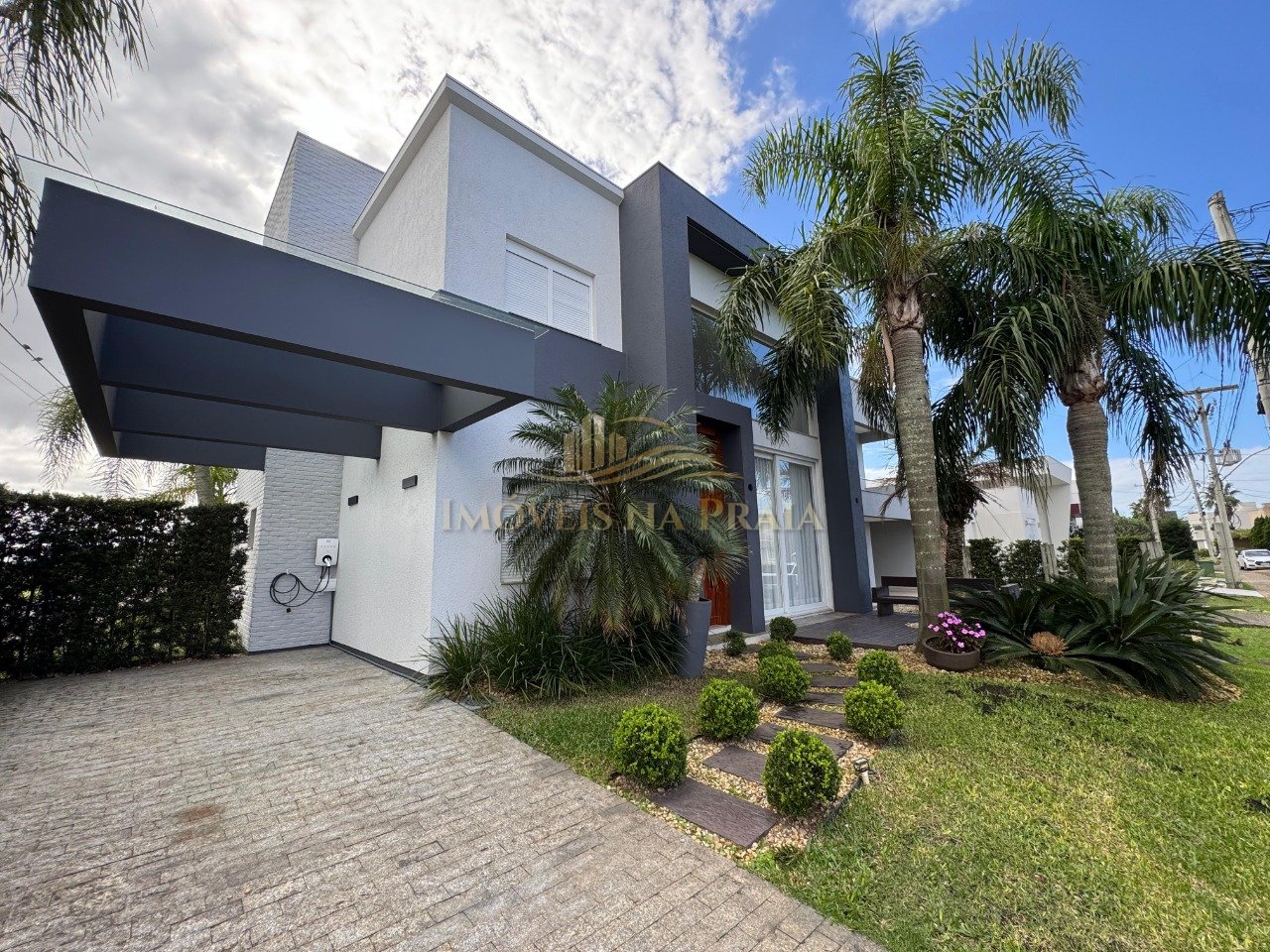 Foto 2 — Casa em Condomínio 4 Dormitório(s) Bairro Las Palm