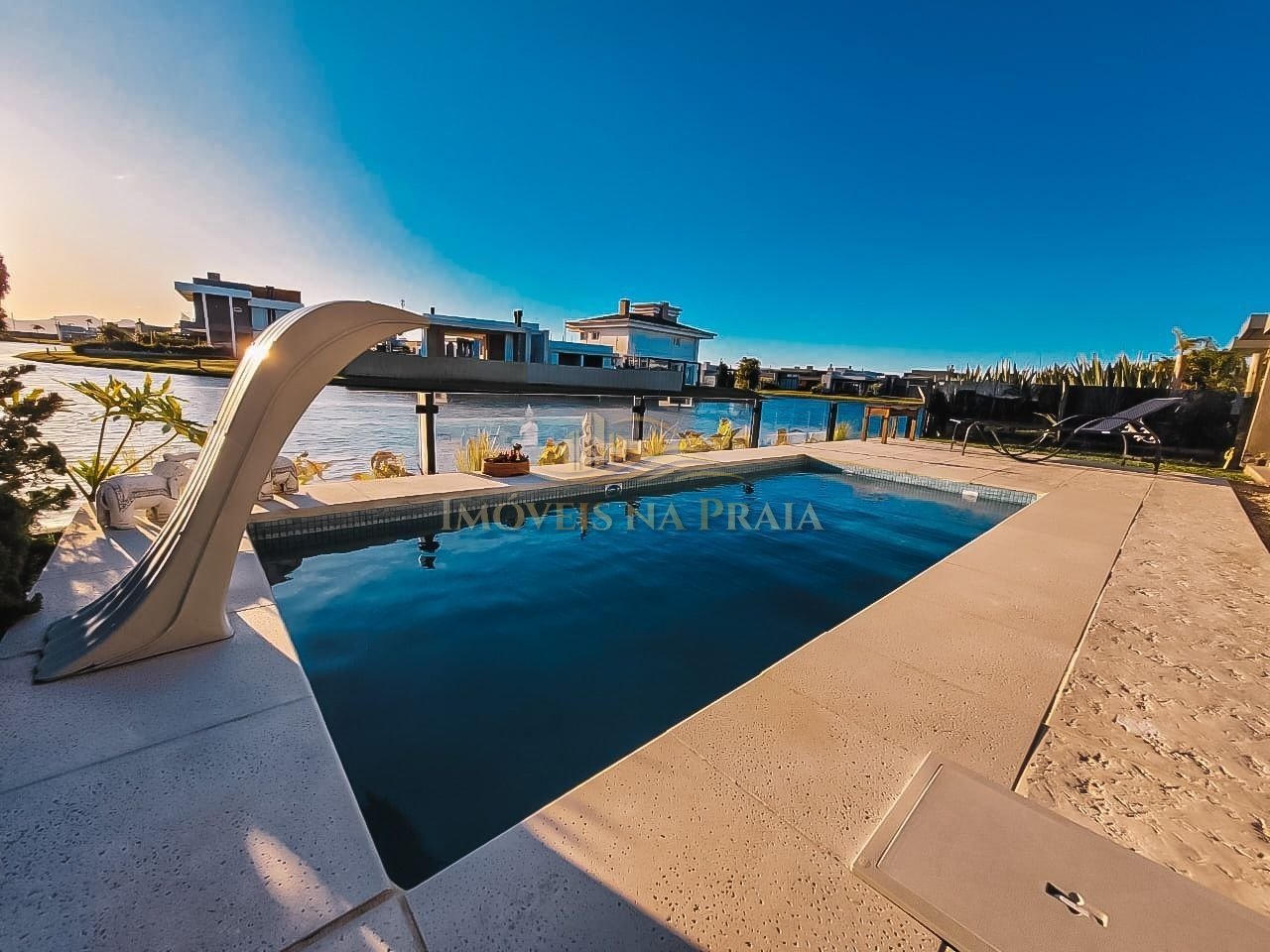 Foto 8 — Casa em Condomínio 3 Dormitório(s) Bairro Riviera