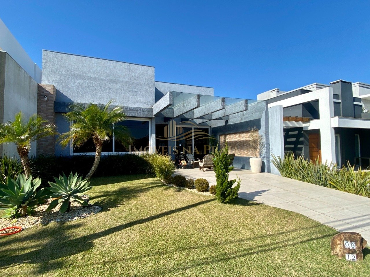 Foto 2 — Casa em Condomínio 4 Dormitório(s) Bairro Las Palm