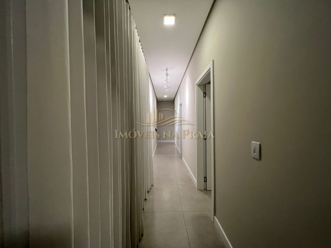 Foto 21 — Casa em Condomínio 4 Dormitório(s) Bairro Quintas