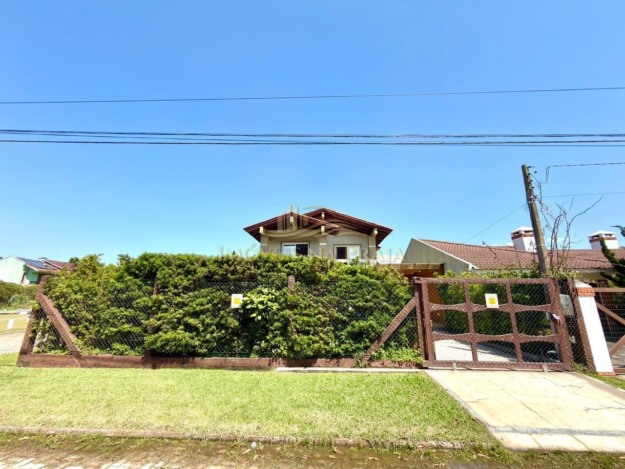 Foto 2 — Casa 4 dormitórios no bairro Centro