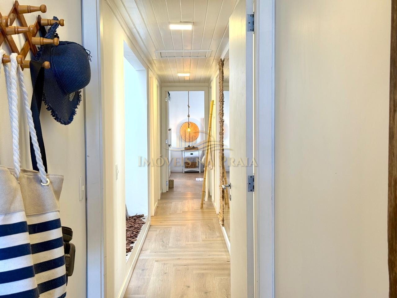 Foto 50 — Casa 5 dormitórios no bairro Atlântida