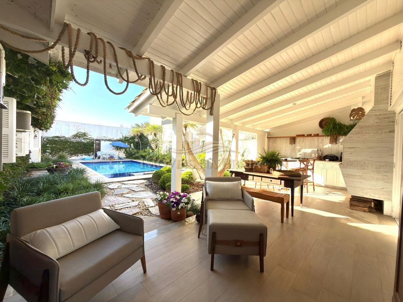 Foto 22 — Casa 5 dormitórios no bairro Atlântida