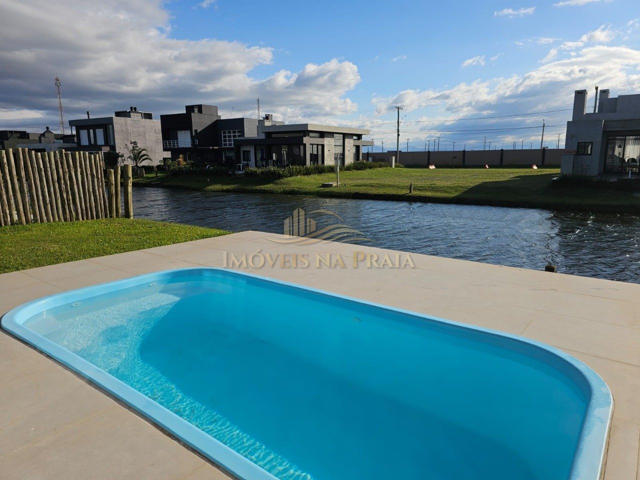 Foto 18 — Casa em Condomínio 4 Dormitório(s) Bairro Riviera