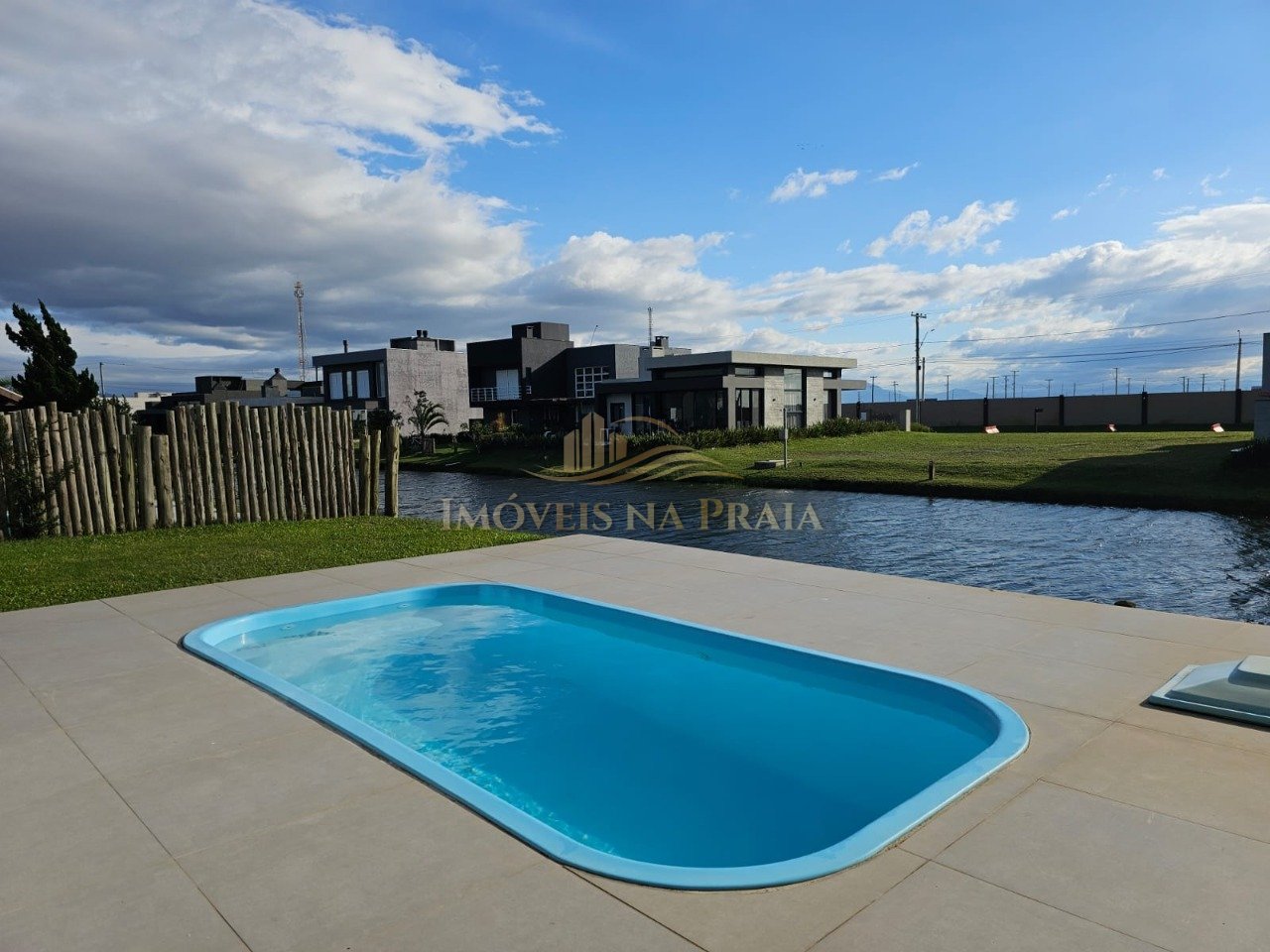 Foto 20 — Casa em Condomínio 4 Dormitório(s) Bairro Riviera