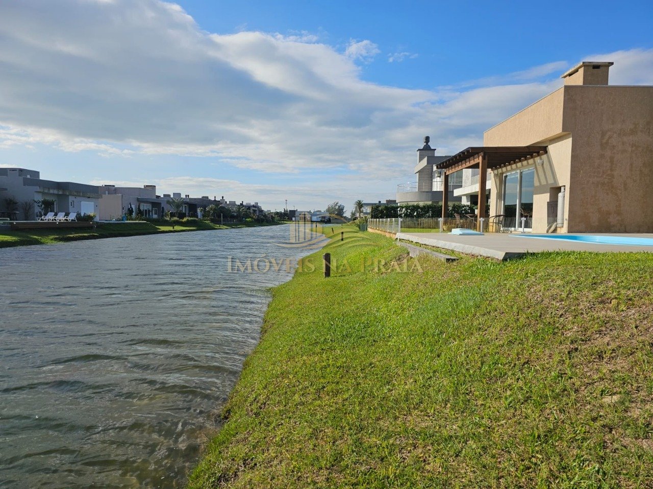 Foto 4 — Casa em Condomínio 4 Dormitório(s) Bairro Riviera