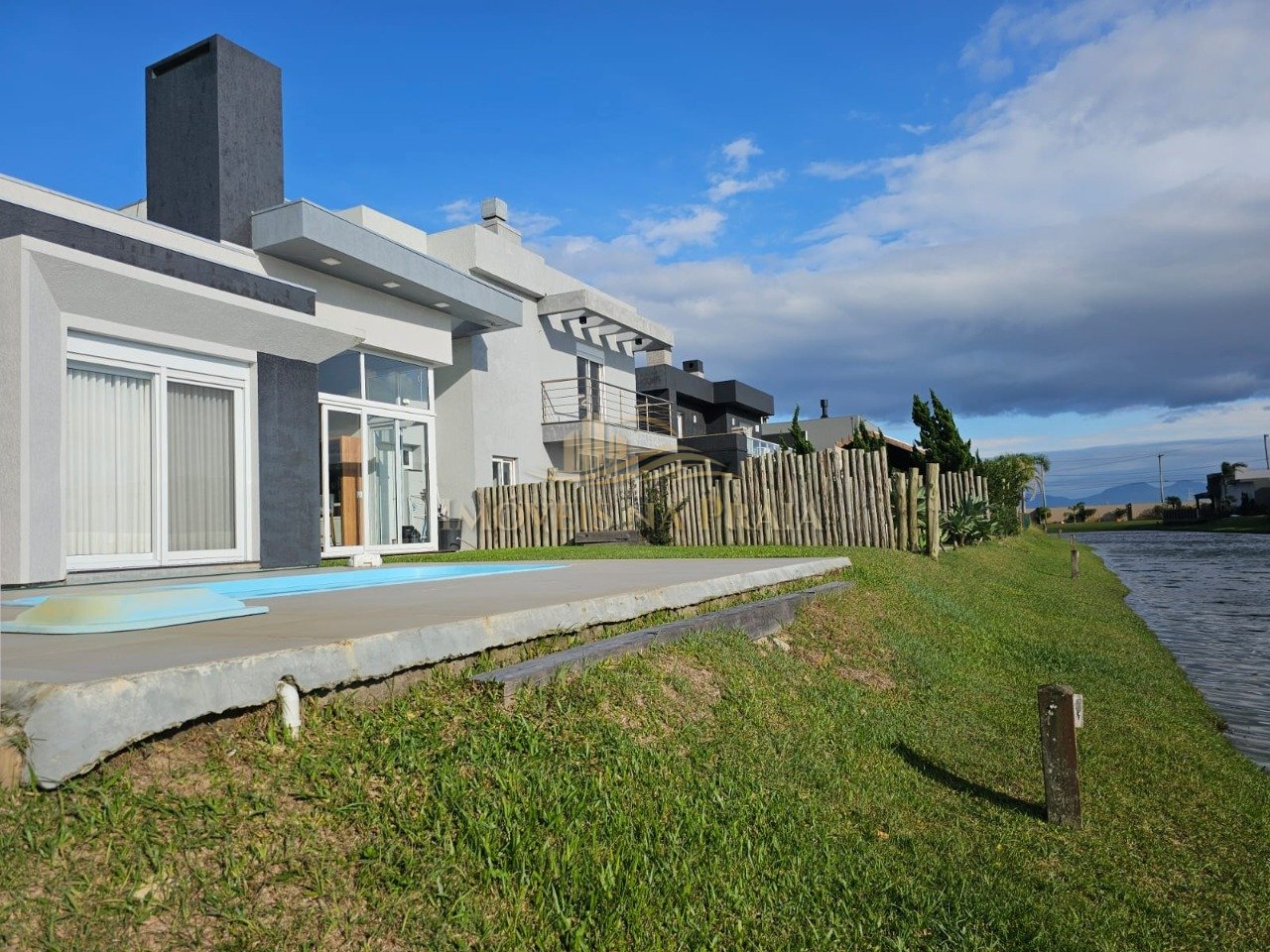 Foto 25 — Casa em Condomínio 4 Dormitório(s) Bairro Riviera