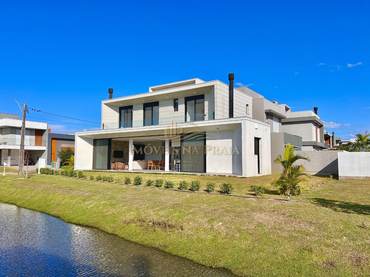 Foto 2 — Casa em Condomínio 4 Dormitório(s)