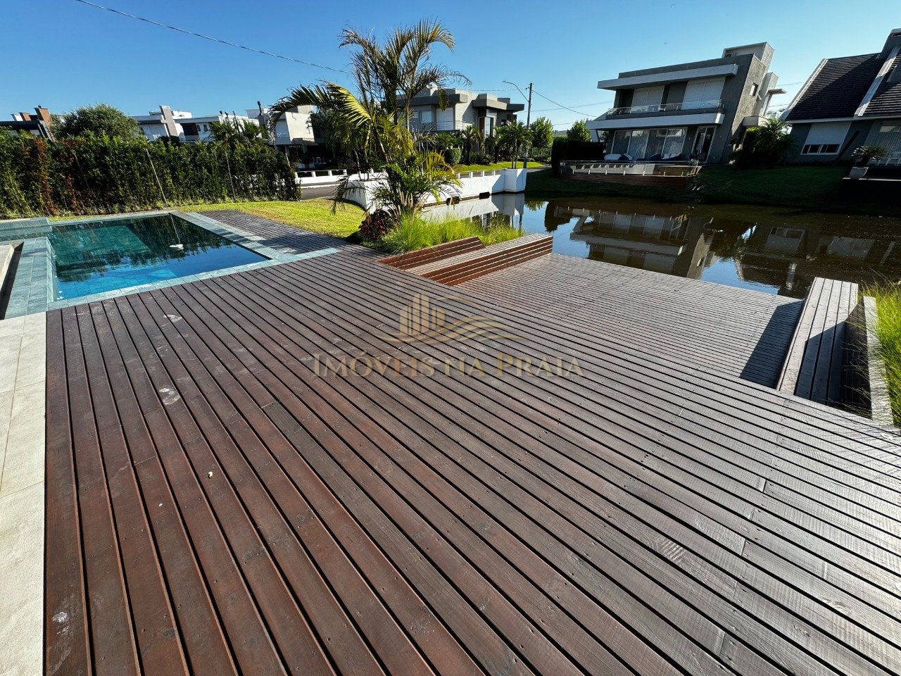 Foto 18 — Casa em Condomínio 5 Dormitório(s) Bairro Malibu B