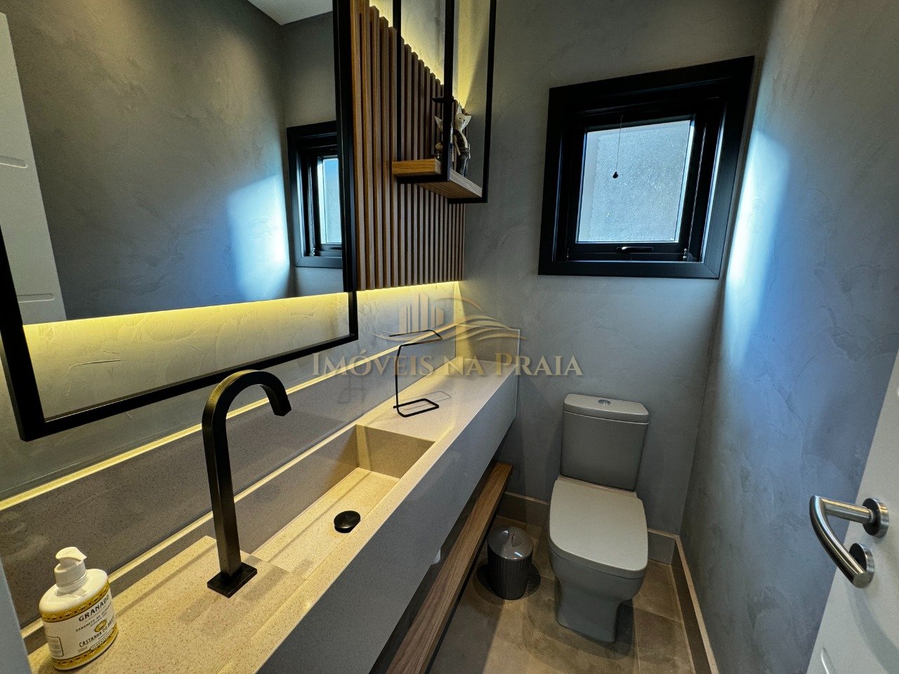 Foto 25 — Casa em Condomínio 5 Dormitório(s) Bairro Malibu B