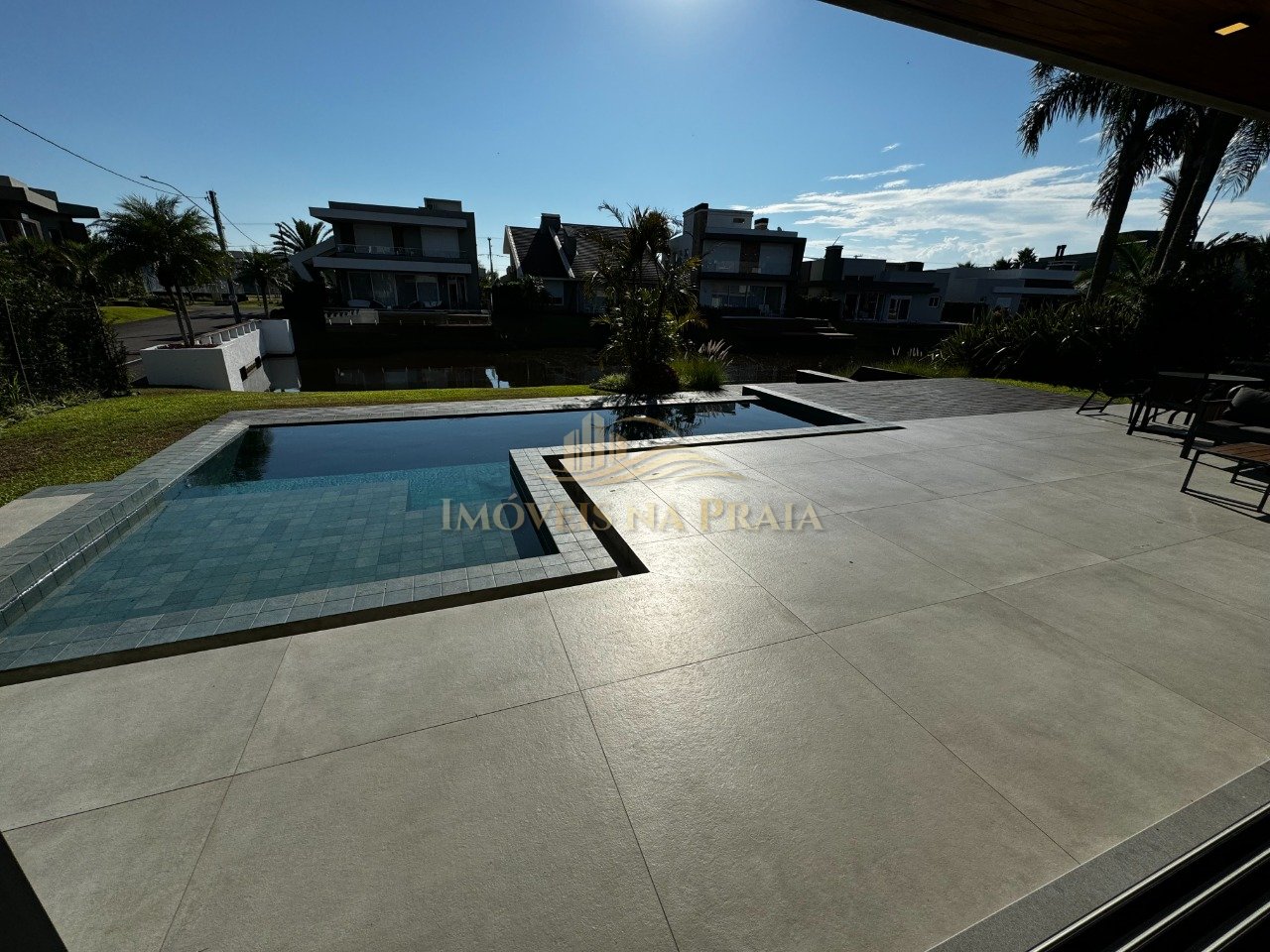 Foto 13 — Casa em Condomínio 5 Dormitório(s) Bairro Malibu B