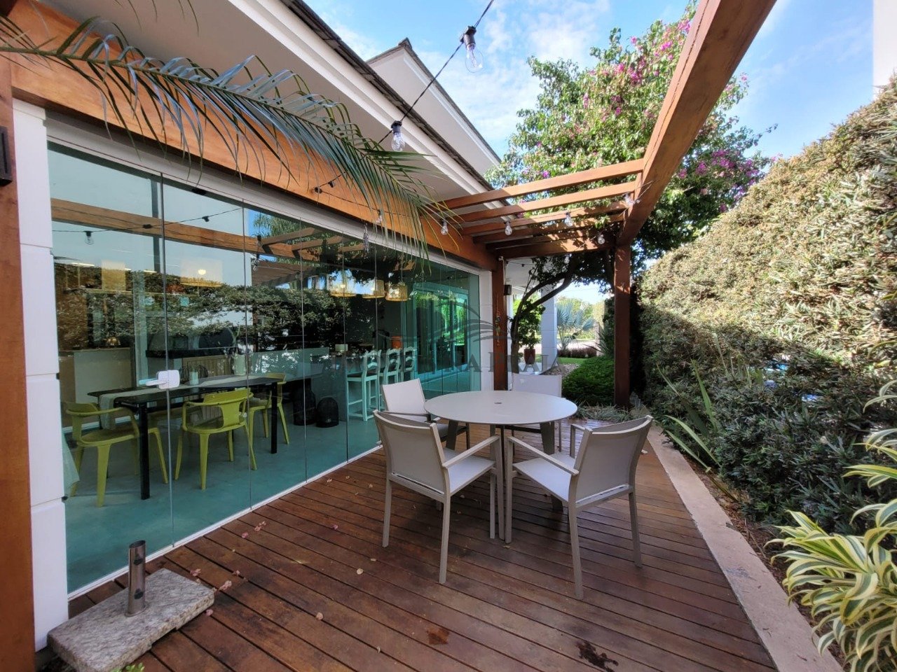 Foto 24 — Casa em Condomínio 4 Dormitório(s) Bairro Porto Co