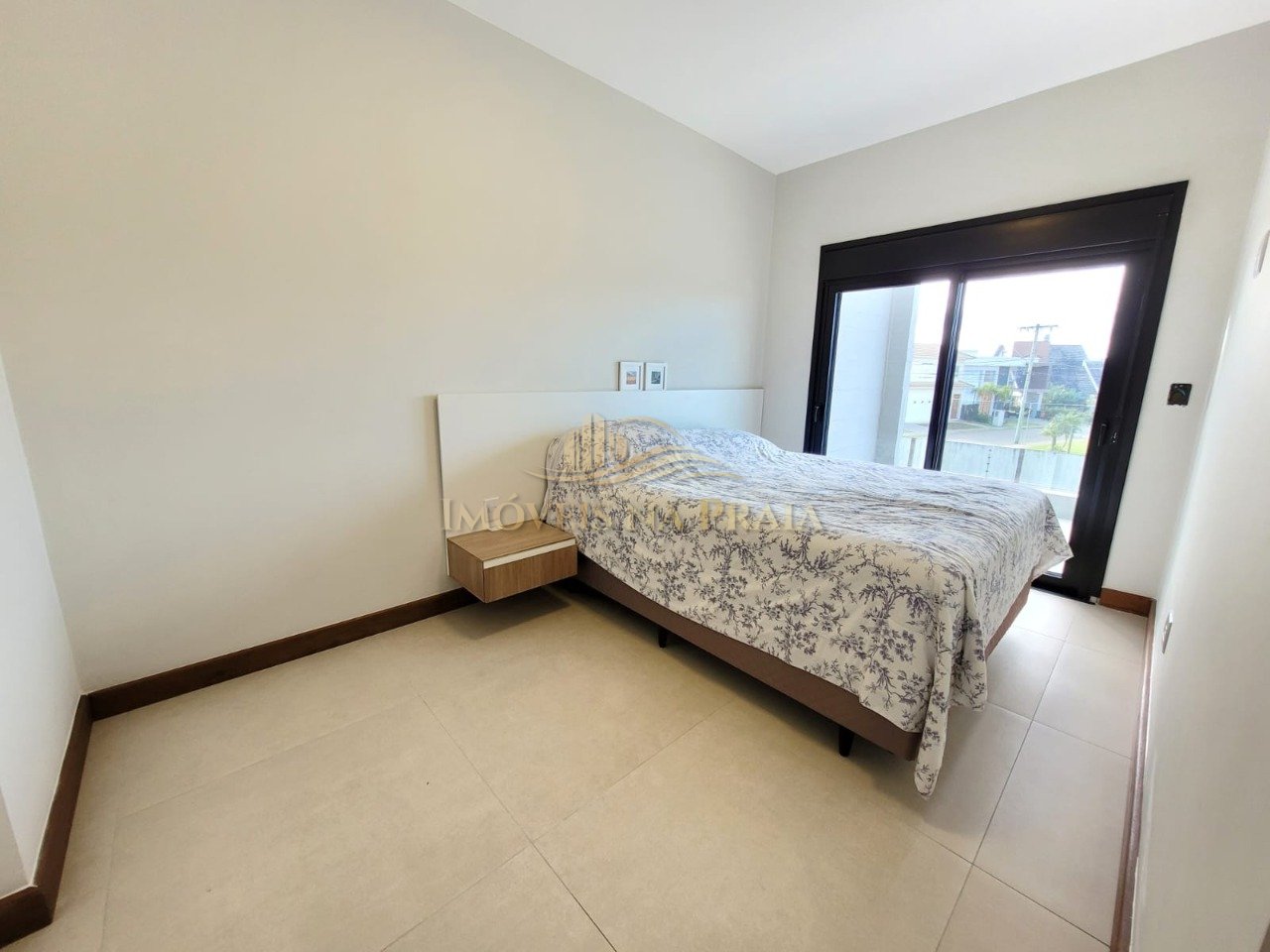 Foto 13 — Casa em Condomínio 4 Dormitórios