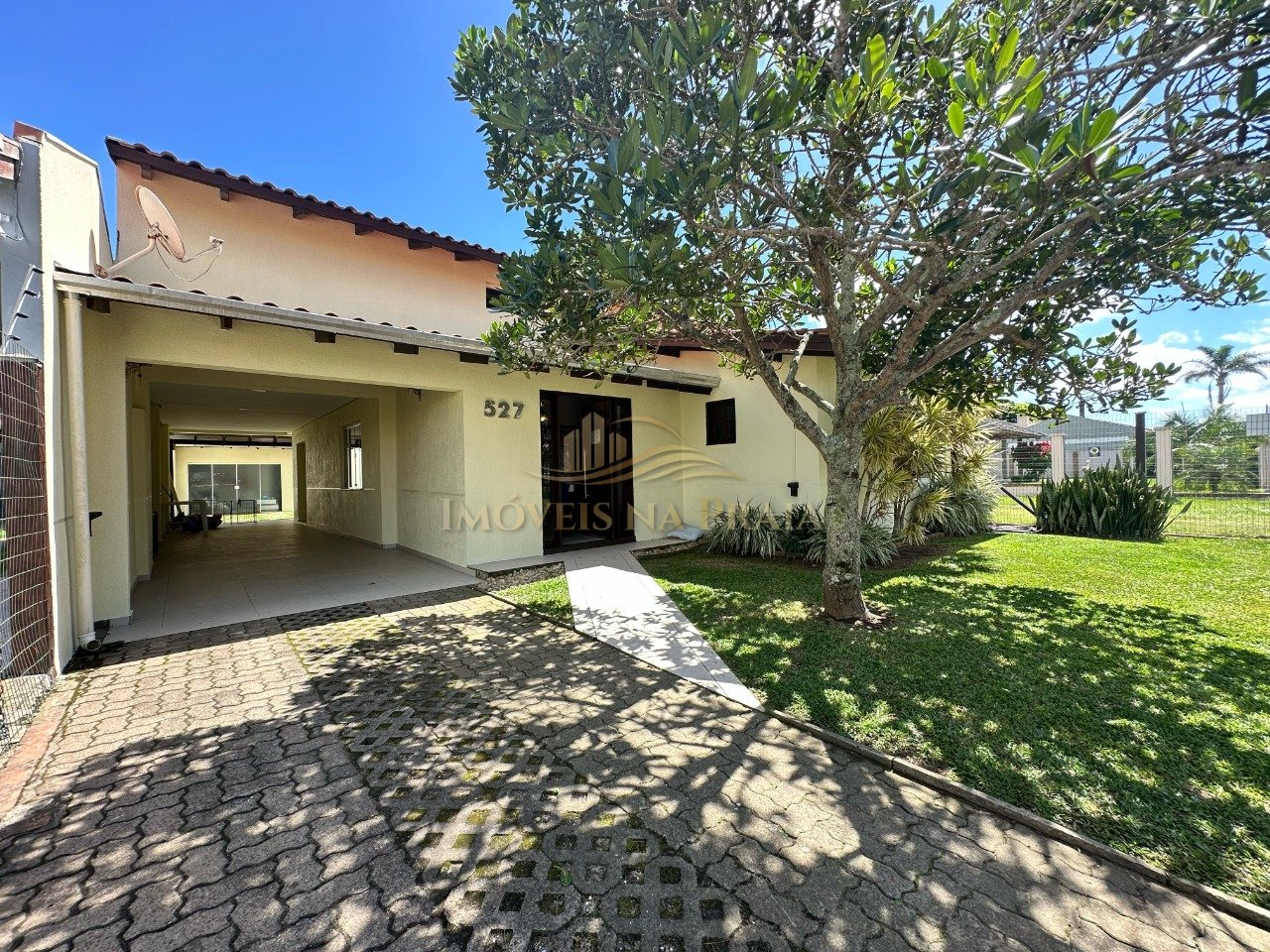 Casa 4 Dormitório(s) Bairro Centro