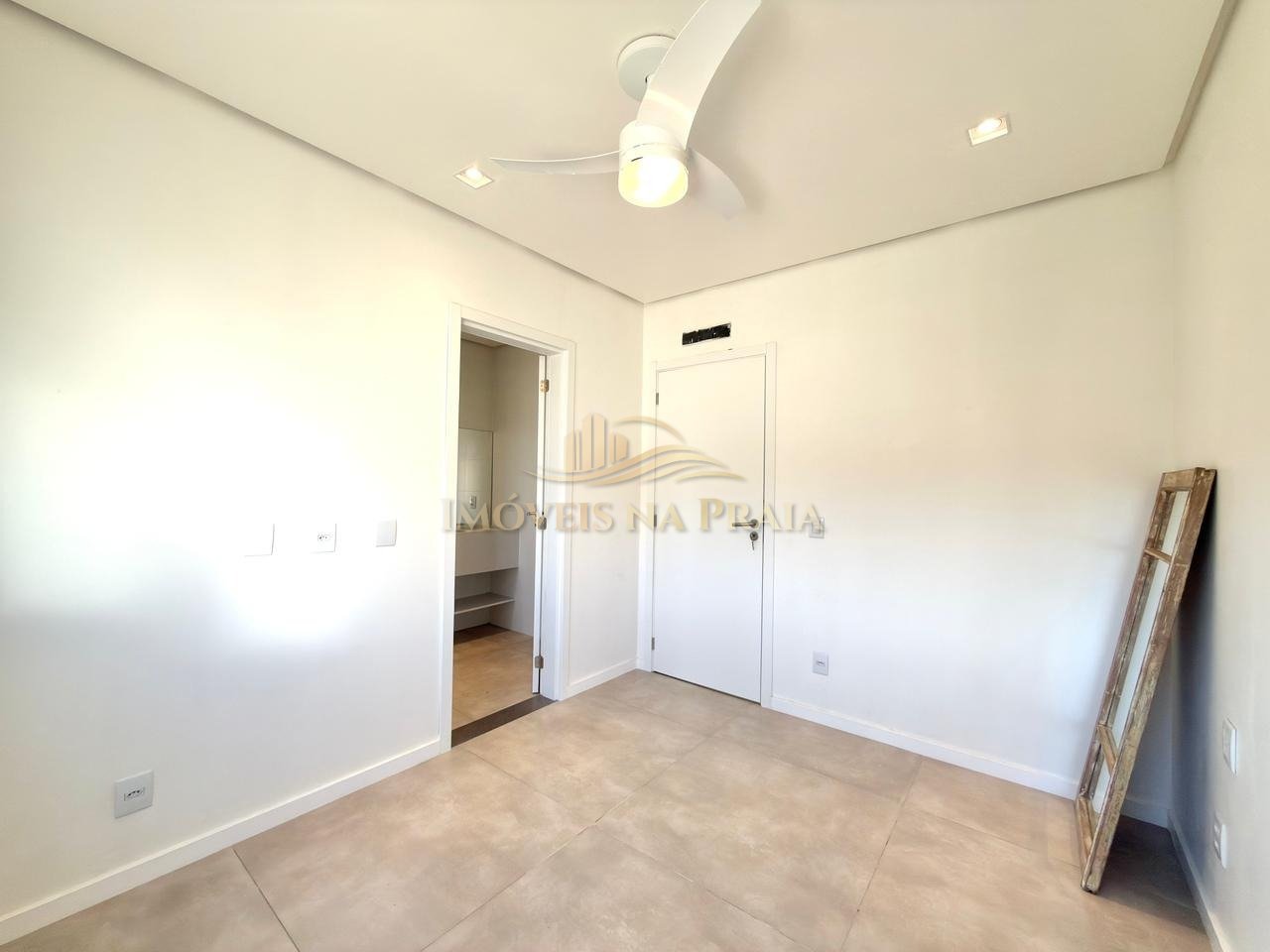 Foto 21 — Casa 5 dormitórios no bairro Atlântida