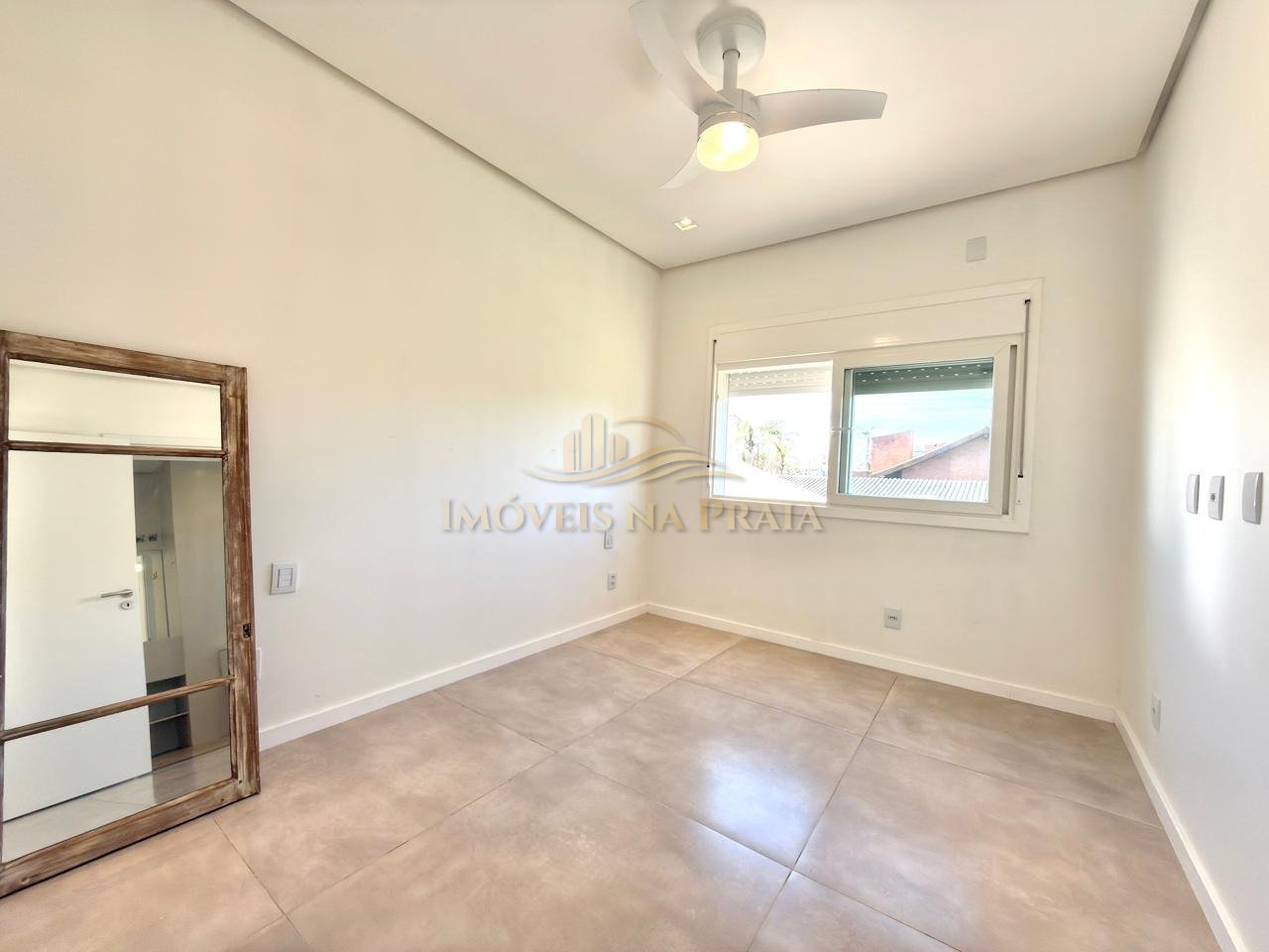 Foto 17 — Casa 5 dormitórios no bairro Atlântida