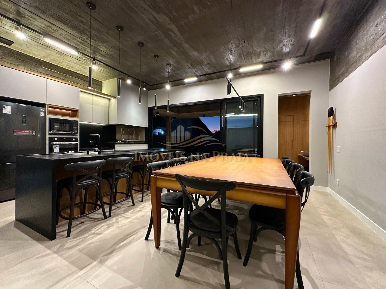 Foto 26 — Casa 5 dormitórios no bairro Atlântida