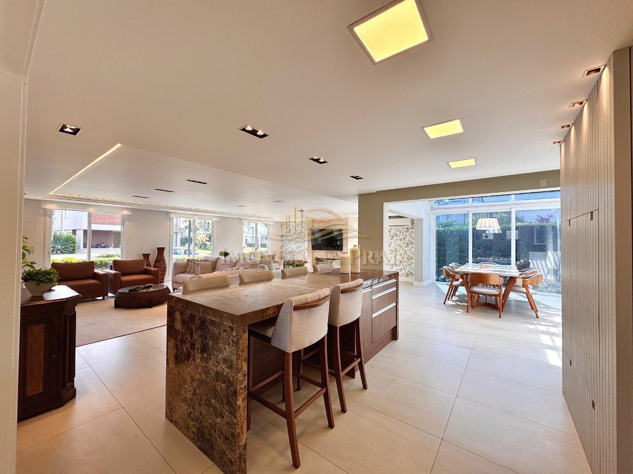 Foto 14 — Casa em Condomínio 6 dormitórios no bairro Las Dunas