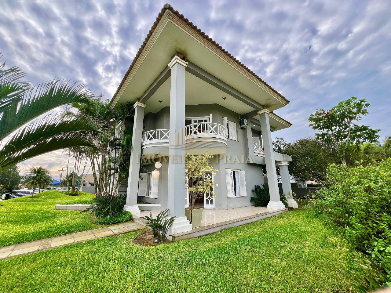 Foto 2 — Casa 4 Dormitório(s) Bairro Atlântida