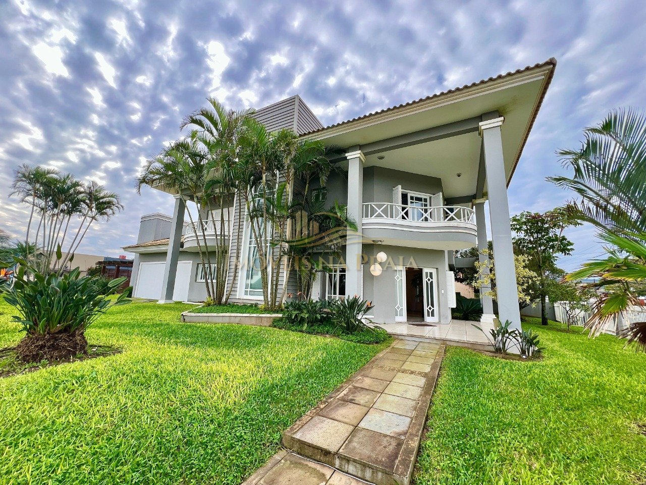 Casa 4 Dormitório(s) Bairro Atlântida