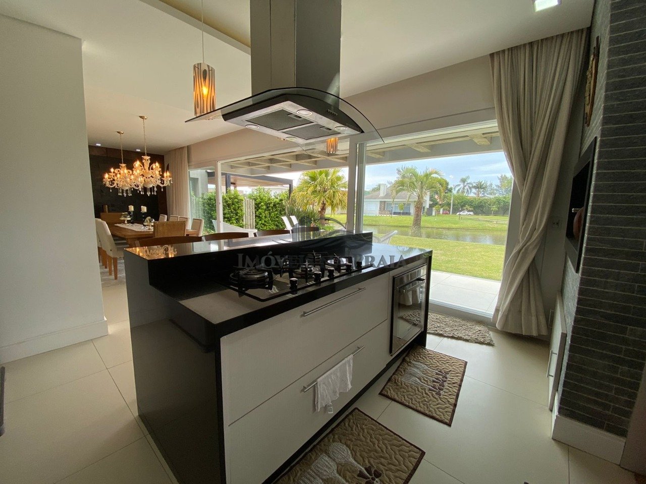 Foto 18 — Casa em Condomínio 5 Dormitório(s) Bairro Villaggi