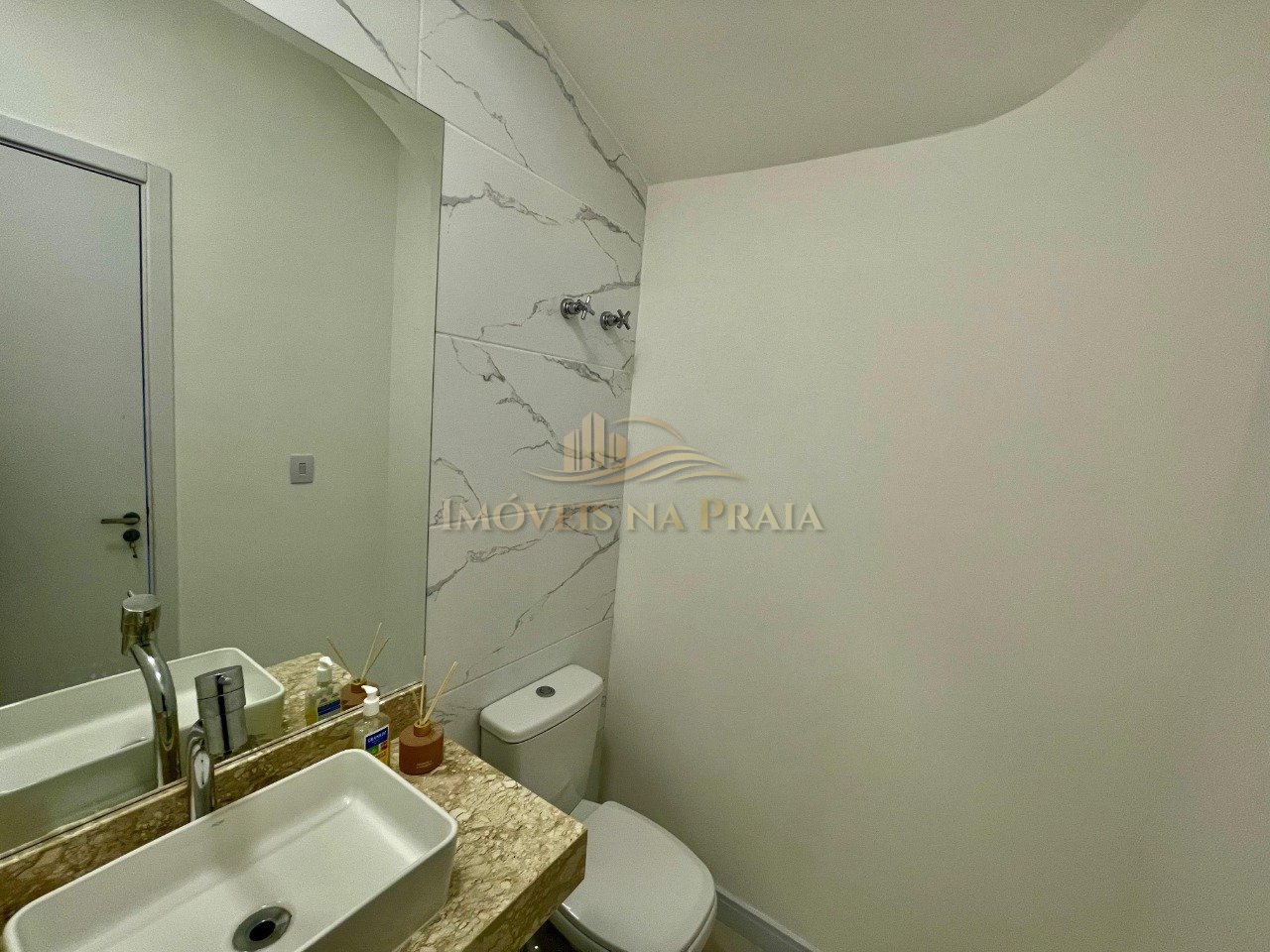 Foto 32 — Duplex 3 Dormitório(s) Bairro Arpoador