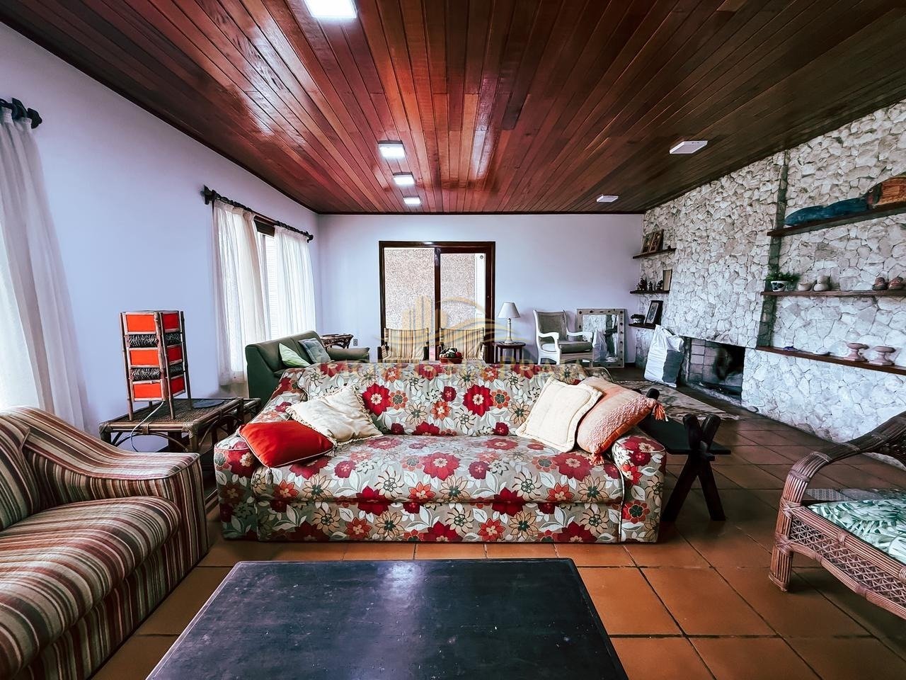 Foto 8 — Casa 4 dormitórios no bairro Atlântida