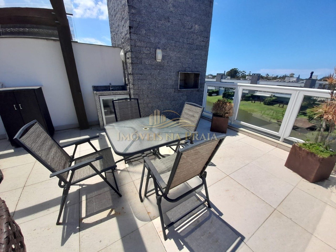 Foto 15 — Casa em Condomínio 4 Dormitório(s) Bairro Rossi At