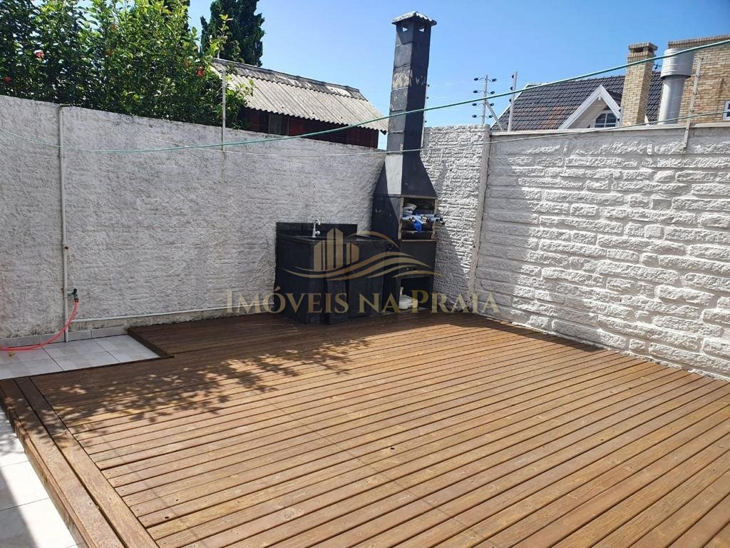 Foto 8 — Casa 5 Dormitório(s) Bairro Rainha do Mar