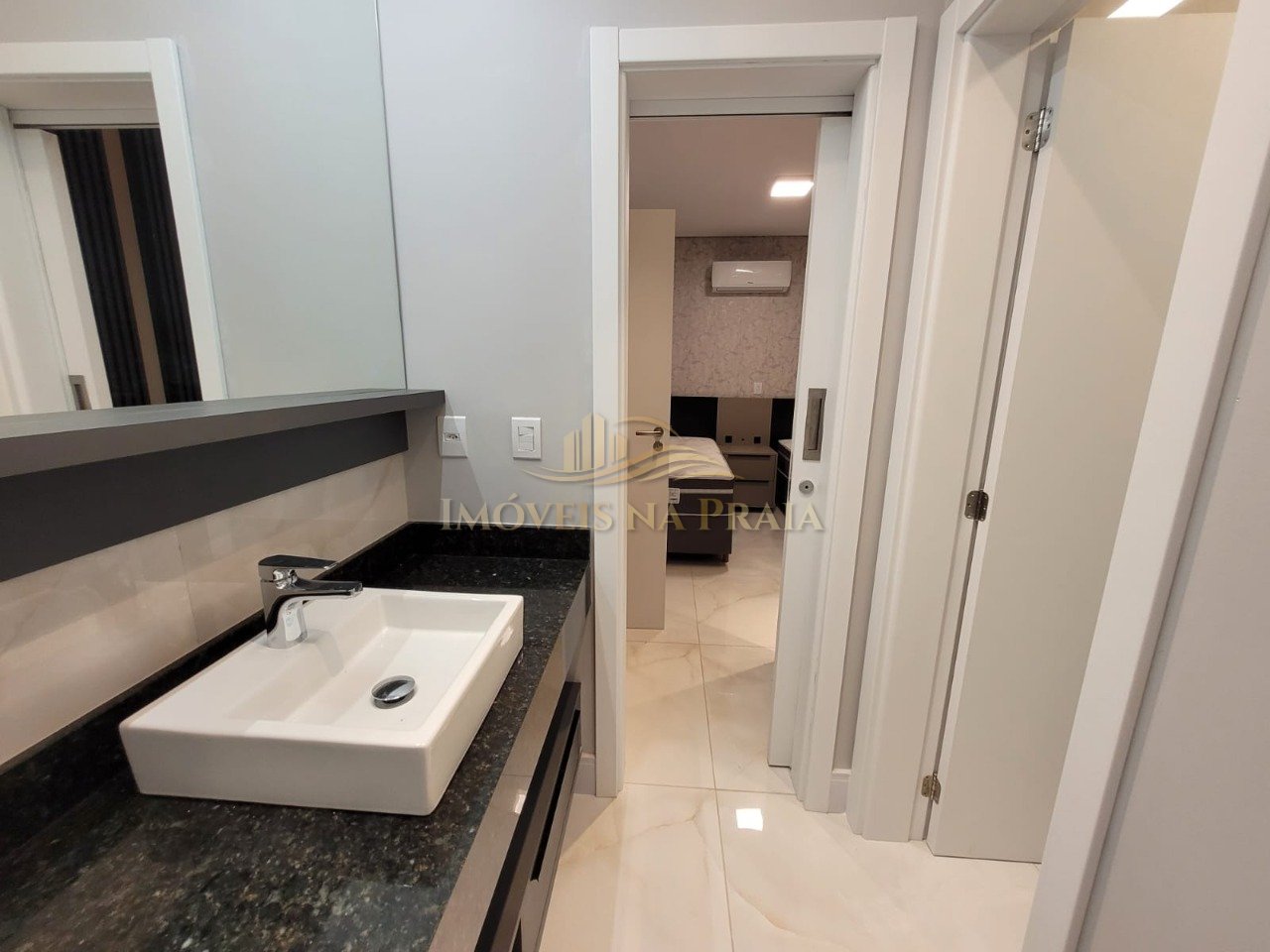 Foto 26 — Casa em Condomínio 3 Dormitório(s) Bairro Sunset